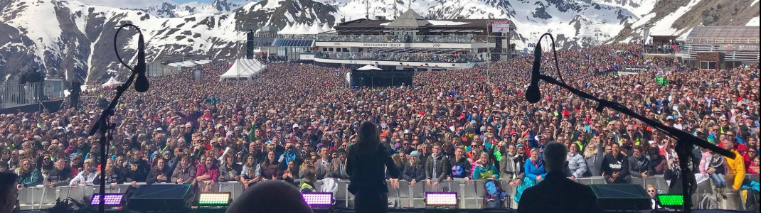 Helene Fischer singt vor 27.000 Fans auf der Idalp in Ischgl.