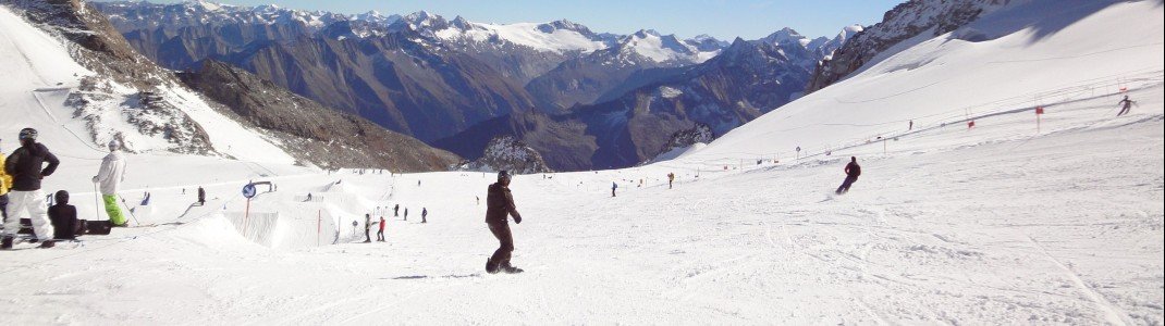 Hervorragende Pistenverhältnisse haben Skifahrer aktuell am Hintertuxer Gletscher.