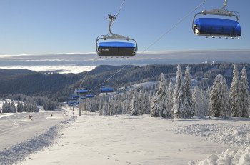 Neben 31 Schleppliften gibt es auch 5 Sesselbahnen und eine Gondel im Liftverbund Feldberg.
