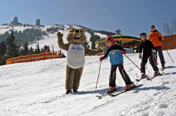 Im ArBär-Kinderland darf natürlich auch ein Maskotten nicht fehlen.