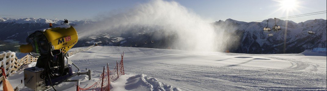 Mit welcher Technik die Profis Pisten präparieren, das erfährt man beim &#34;Snowmaker Workshop&#34;