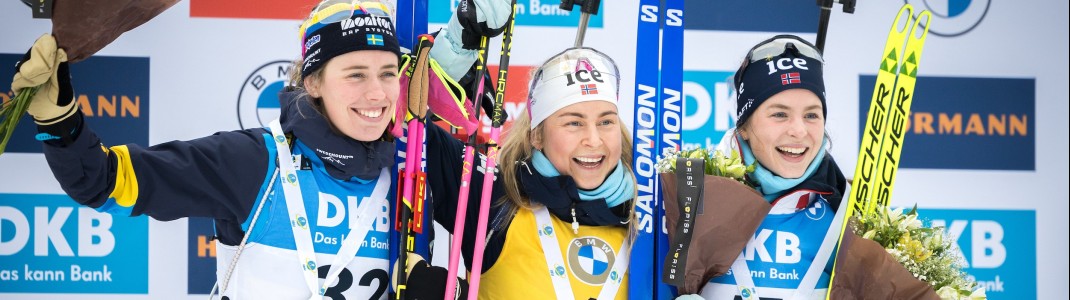 Ingrid Tandrevold holt sich den Einzelsieg vor Elvira Öberg und Ida Lien.