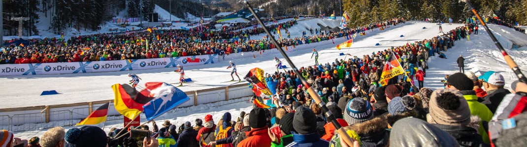 Der Sonntag sorgt mit zwei Rennen jedes Jahr für Rekord-Besucherzahlen in der Chiemgau-Arena.