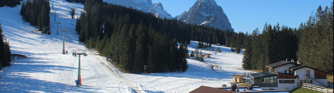Vorerst kein Skibetrieb auch in Garmisch Classic. Am 18. Dezember wollte man hier in die neue Saison starten. Schnee liegt bereits.