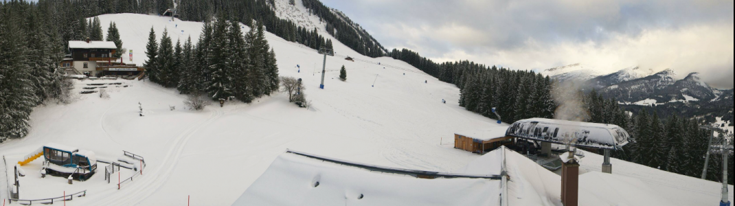 60cm hoch ist die Schneedecke bereits am Söllereck bei Oberstdorf. Am Freitag startet der Skibetrieb.
