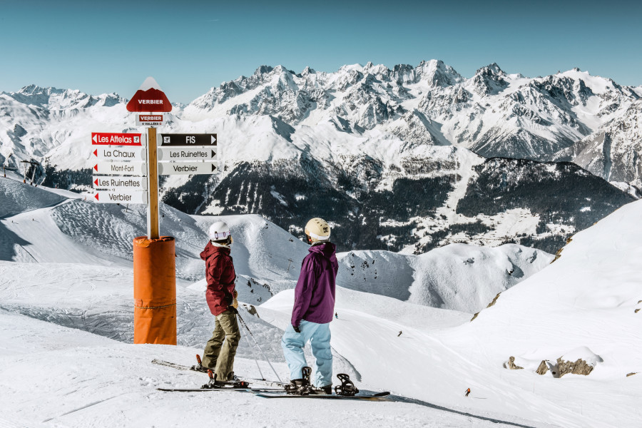 Das Schweizer Skigebiet 4 Vallées bietet 412 Pistenkilometer.