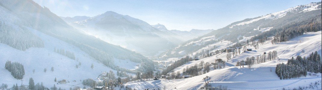 Blick auf Saalbach Mitte November 2016.