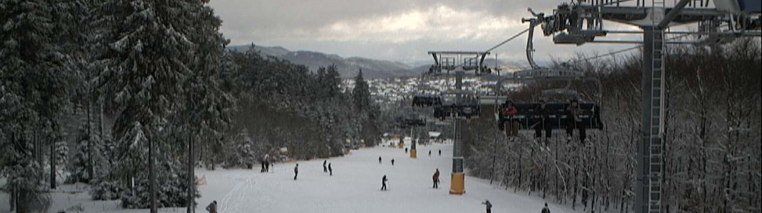 Durch den Neuschnee herrschen jetzt wieder beste Bedingungen im Skiliftkarussell Winterberg. (Webcambild vom 19.1.)