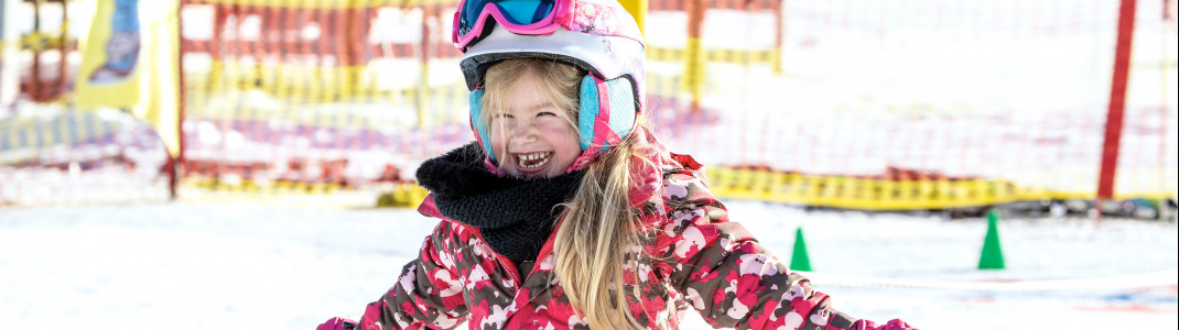 Im Juppi Do Kinderland ist Skifahren lernen im wahrsten Sinne des Wortes ein Kinderspiel!