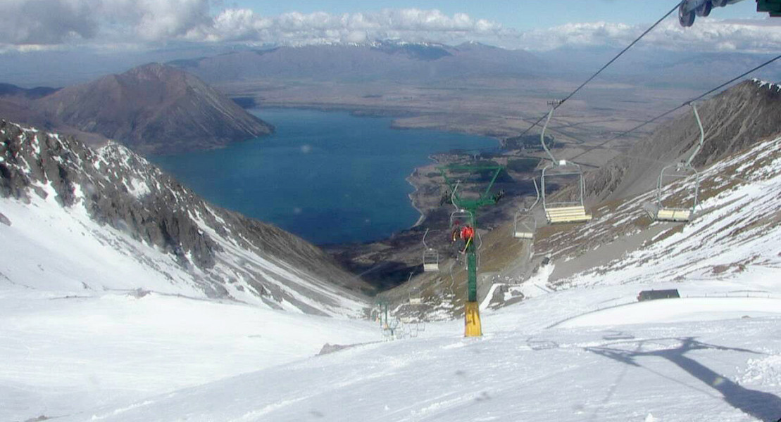 In Neuseeland ist Felix Neureuther vom Skigebiet Ohau Snow Fields begeistert.