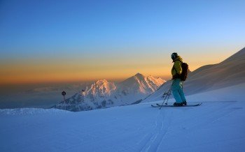 Perfekte Pistenbedingungen herrschen im Skigebiet Damüls-Mellau auch noch in den Nachmittagsstunden.