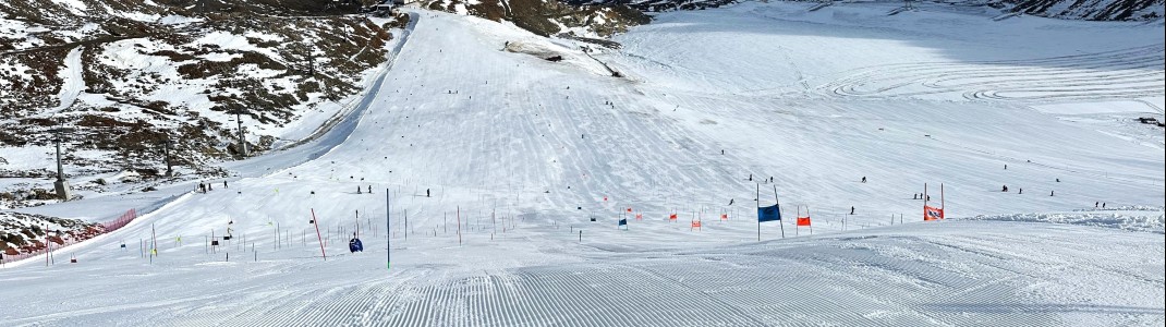 Seit Freitag sind auch die Lifte am Schnalstaler Gletscher in Südtirol geöffnet.