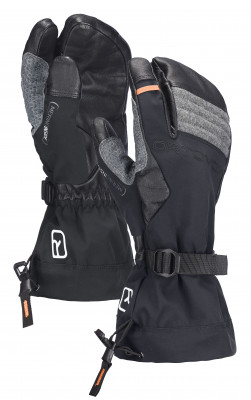 Der 3 Finger Glove von Ortovox besteht aus zwei Innenhandschuhen und einem Außenhandschuh.