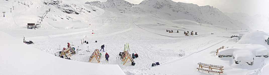 In Sulden in Südtirol läuft der Skibetrieb mit jeder Menge Neuschnee weiter.