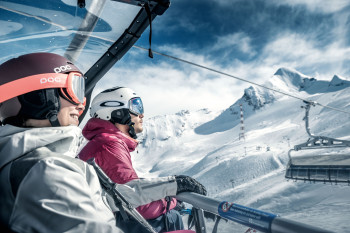 Pisten ohne Ende in gleich drei Skigebieten erwarten dich mit der Ski ALPIN CARD.