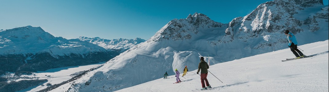 Im Engadin erwarten dich neben traumhaften Pisten auch kulinarische Köstlichkeiten.