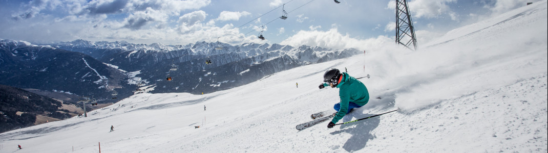 Im Skizentrum Sillian Hochpustertal erwarten dich sonnige Pisten gepaart mit Osttiroler Gastfreundschaft und italienischem Dolce Vita.