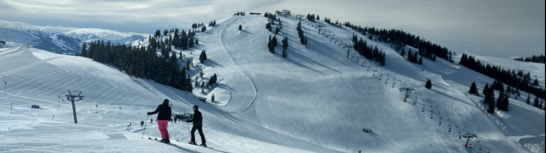 Mit vielen breiten Pisten kann die SkiWelt glänzen.