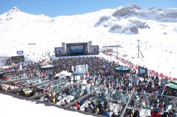 Legendär: Die Top of the Mountain Konzerte auf der Idalp im Skigebiet Ischgl.