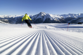 In einigen Skigebieten, wie z.B. Schöneben, gilt der Seniorentarif bereits ab 60 Jahren.