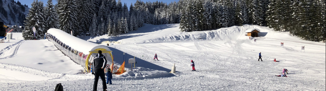 The kids area of the ski school is next to the Egghof parking lot.