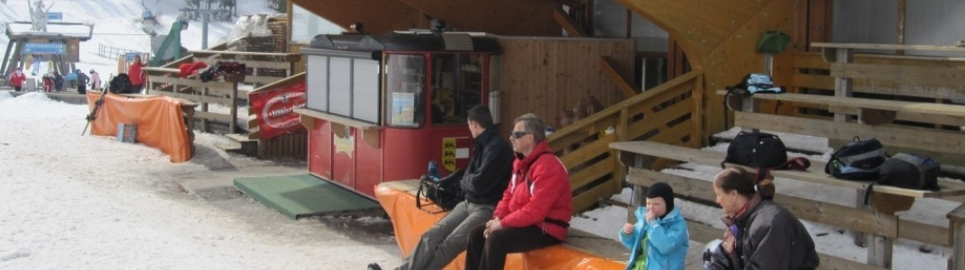 Snack benches at Moser slope