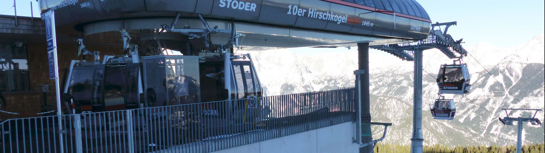 The Hirschkogelbahn was the first 10-person gondola lift in Upper Austria