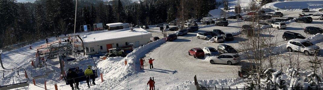 Parking lot at the Schwarzenberg entry