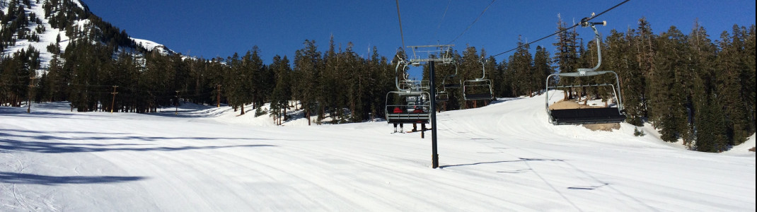 Beginner skiing at Mammoth Mountain • Review