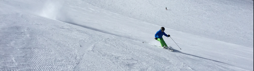 Skiing the black diamond run Scotty's at the back side of Mammoth Mountain.