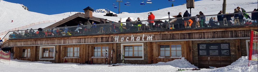 The Hochalm hut is located between the Panoramabahn and the Hochalmbahn.