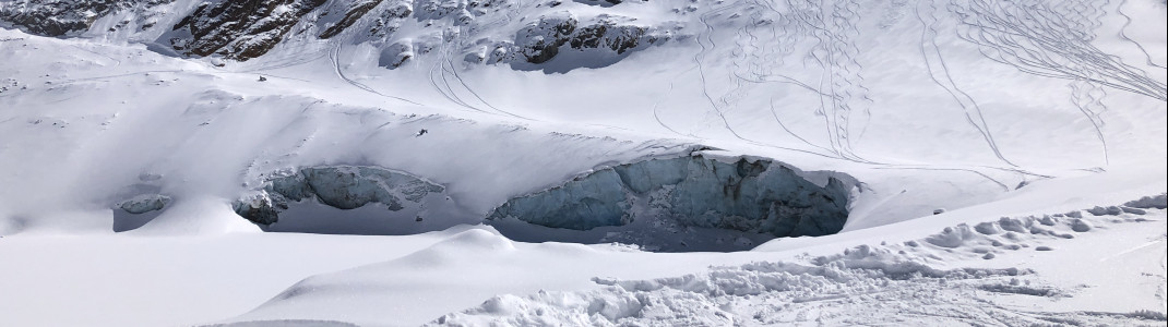 At the Rettenbach Glacier you can see the glacial ice.