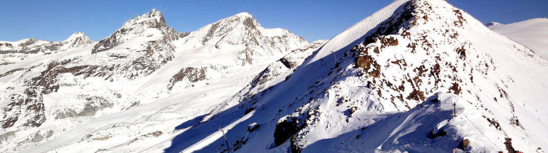 The freeride area between Hohtälli (3,286 m) and Stockhorn (3,532 m)