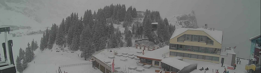 Verschneiter Ausblick vom Berghotel Trübsee in der Skiregion Engelberg-Titlis (5. Januar 2017)