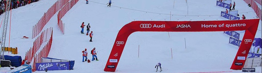 Riesenslalom und Slalom stehen für die Damen in Jasna in der Slowakei auf dem Programm.