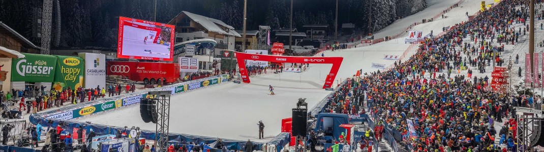 Über 10.000 Zuschauer werden im Zielstadion in Flachau erwartet.