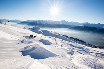 Crans Montana bietet 140 Pistenkilometer und liegt im französischsprachigen Teil der Schweiz.