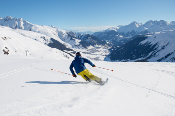 Ab der Wintersaison 2019/20 wird Sedrun auch mit dem benachbarten Disentis verbunden sein.