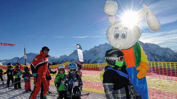 Ob Kinderhort, Kinderland oder Skiunterricht inklusive Mittagsbetreuung, in Scuol sind die Kleinen bestens aufgehoben.
