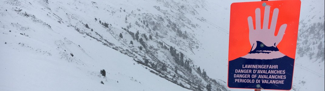 Abseits der Pisten herrschte wie hier im Skigebiet Mayrhofen Lawinengefahr.