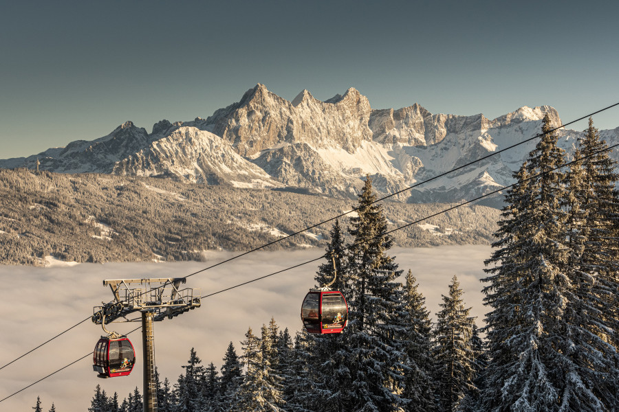 Moderne Liftanlagen, abwechslungsreiche Pisten und traumhafte Ausblicke - das erwartet dich in den Skigebieten rund um Radstadt.