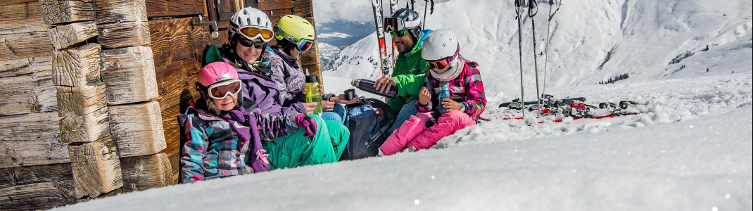 Die Surselva bietet Winterspaß für Groß und Klein.