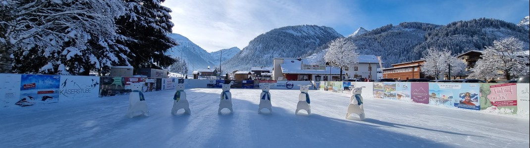 Die Eisfläche wird für ein perfektes Erlebnis täglich frisch präpariert.