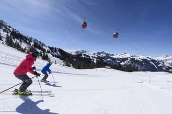 Abwechslungsreicher als im Tannheimer Tal kann Skifahren kaum sein.
