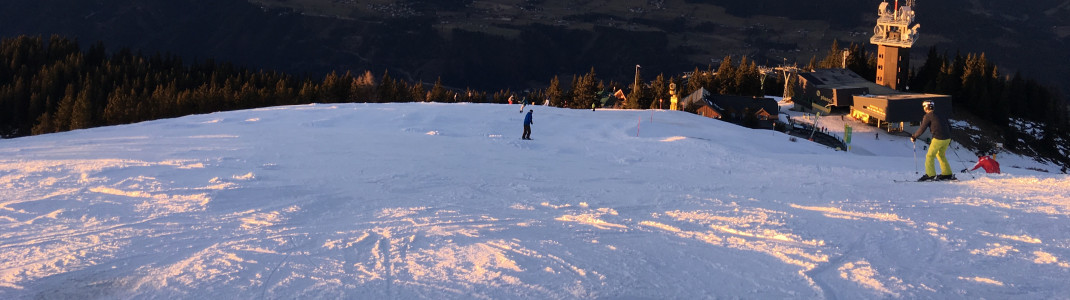Typischer Ausblick von der Planai über das Ennstal bis zum Dachstein!