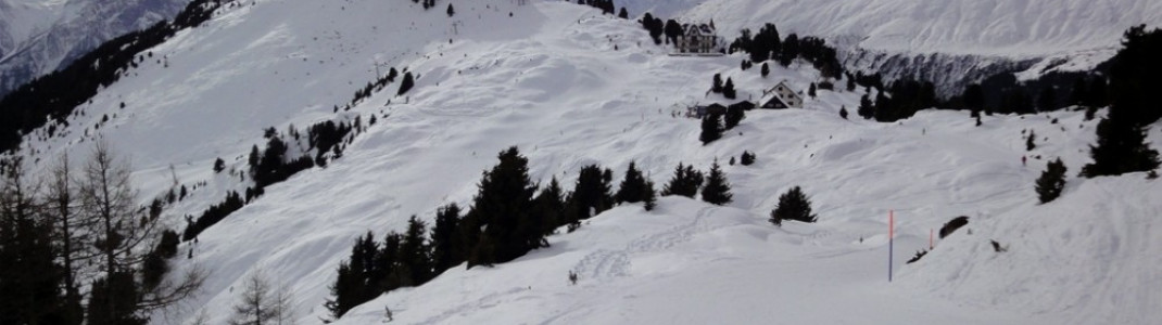Am Riederfurka finden sich eine schwarze Abfahrt und auch ein paar kurze Off-Piste-Hänge.