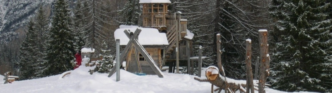 Spielplätze wie hier an der Ütia Piz Sorega finden sich an vielen Ecken des Skigebietes Alta Badia!