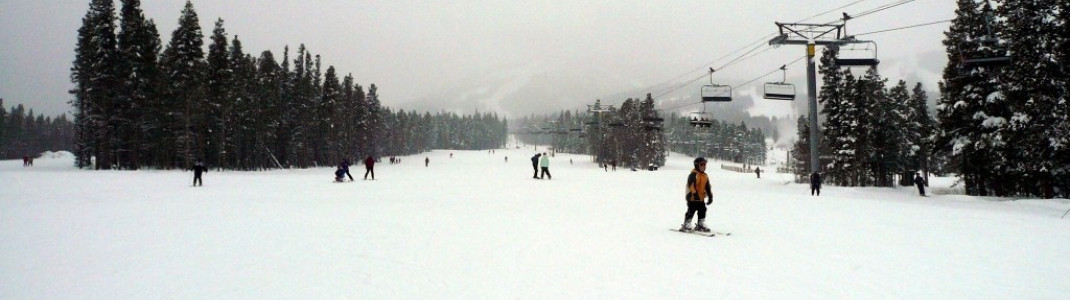 "Crescendo"-Piste unter dem "Colorado SuperChair"-Lift!