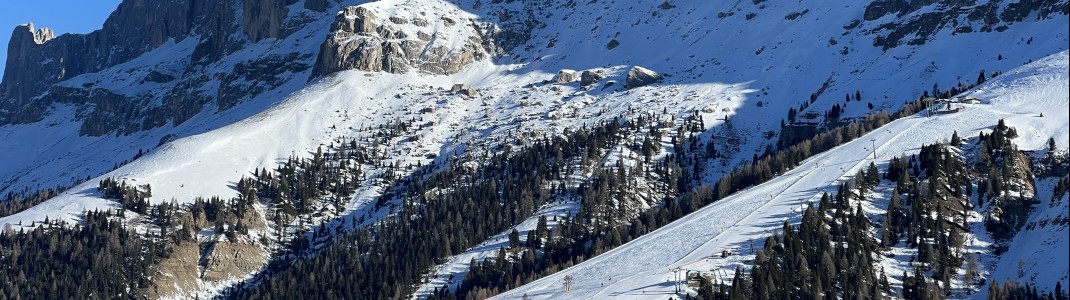 Im oberen Bereich des Skigebiets warten schöne, steile Abfahrten.