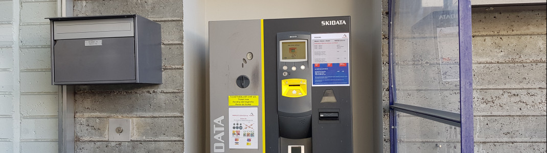 Ticketautomat in Sils